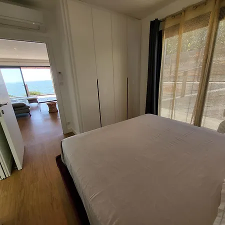 Villa Pieds Dans L'eau Avec Acces Et Jacuzzi Tiuccia